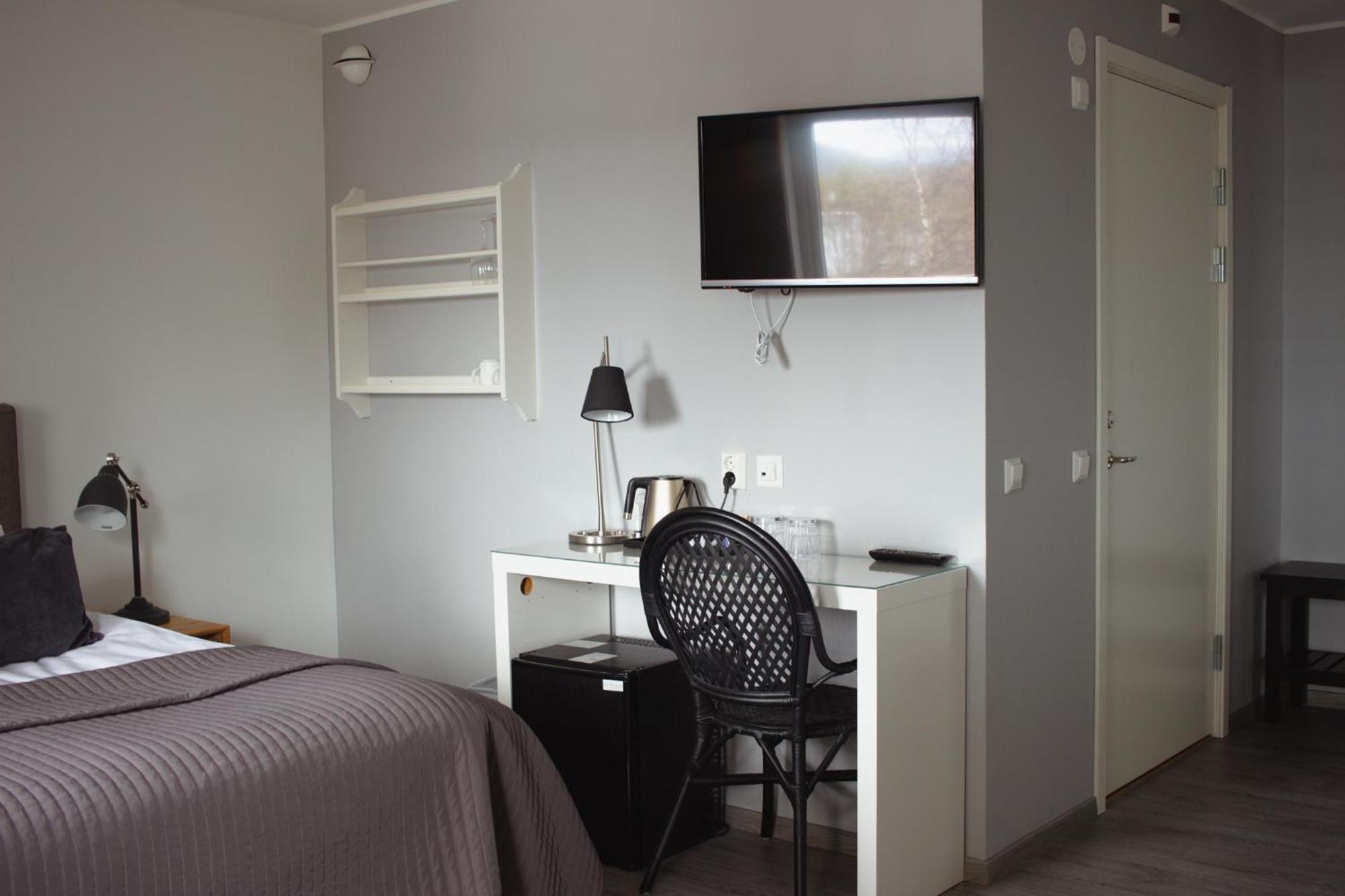 Hornavan Hotell 아르예플로그 외부 사진